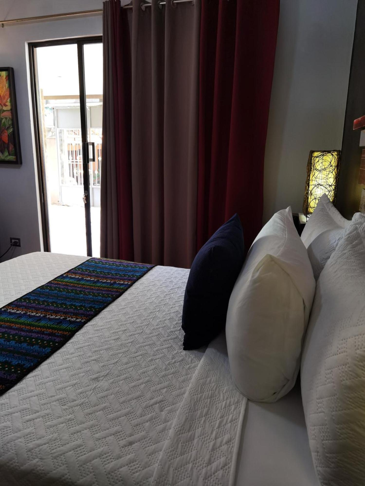 Sunrise House Bed and Breakfast Quepos Eksteriør billede